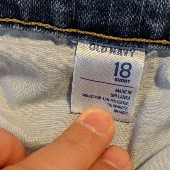18S 18 short Old Navy women's denim jeans Flirt style comfy - Picture 8 of 9